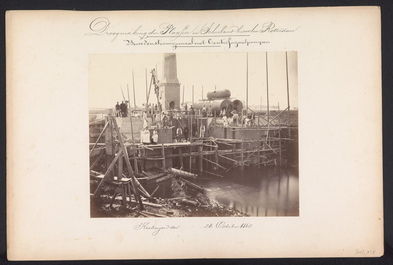 Estação de bombeamento a vapor com bombas centrífugas / Kralingen den 26 de outubro de 1868 (título no objeto) Recuperação dos Lagos em Schieland leste de Rotterdam (título da série no objeto) de Jacobus van Gorkom jr.