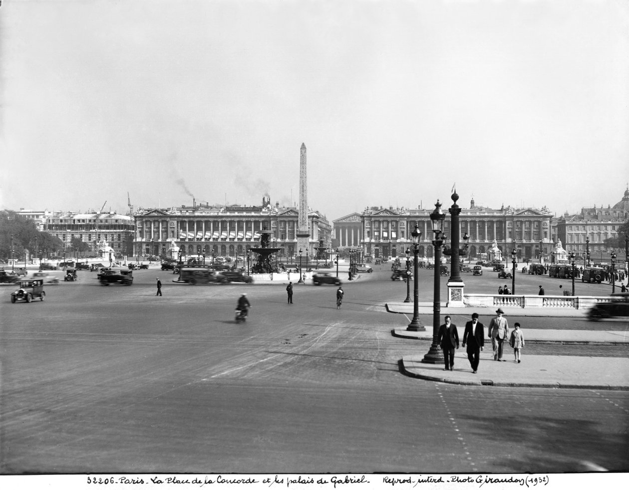 Place de la Concorde, projetado em 1757 de Jacques Ange Gabriel