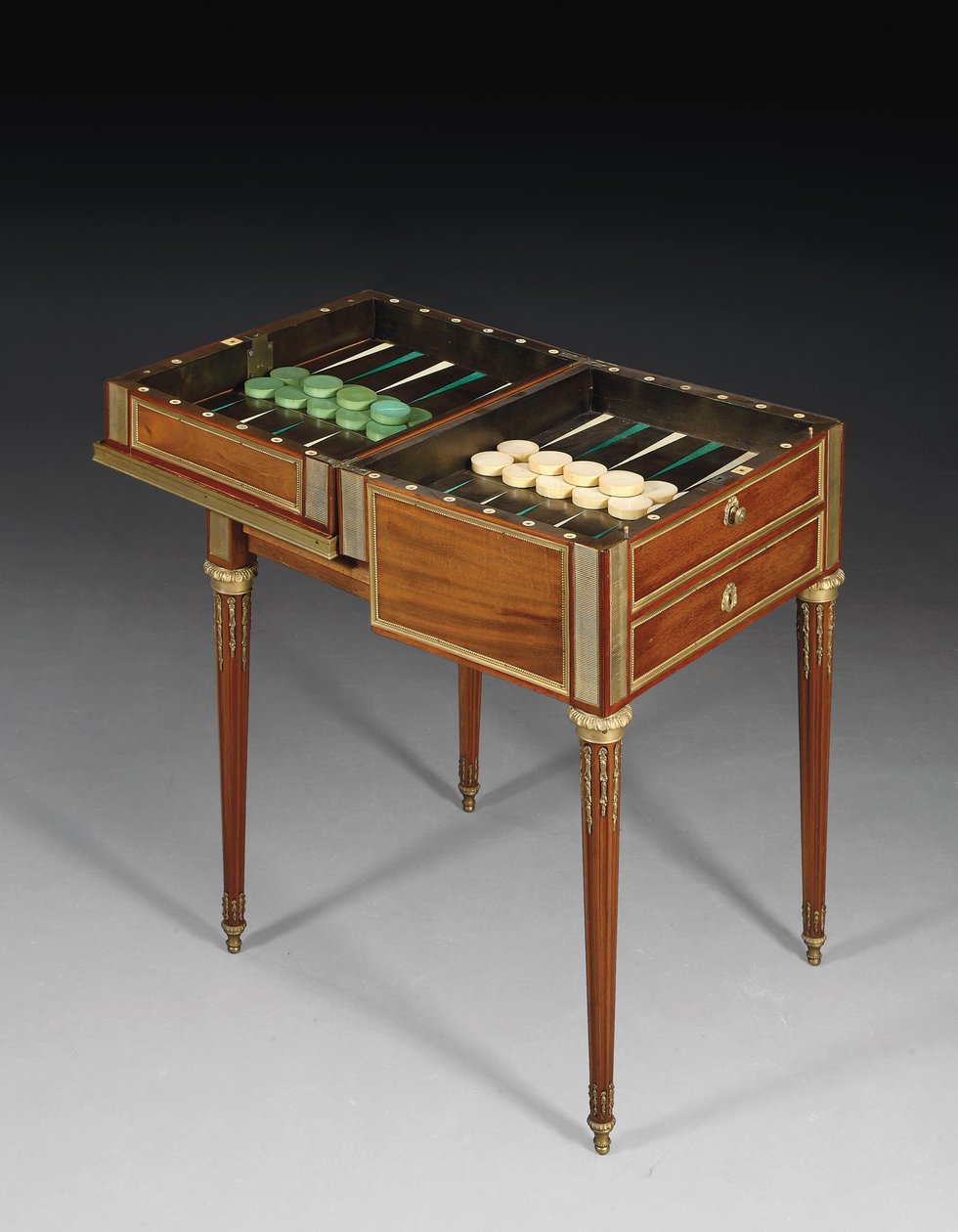Mesa de jogos Luís XVI de Jacques Birckle
