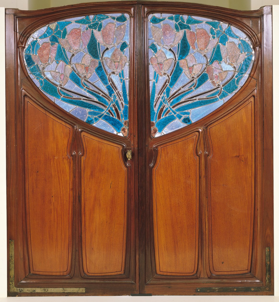 Porta dupla, concebida por Jacques Gruber (1870-1936), Emile Andre (1880-1941) e Eugene Vallin (1856-1922) para Vaxelaire et Cie de Jacques Gruber