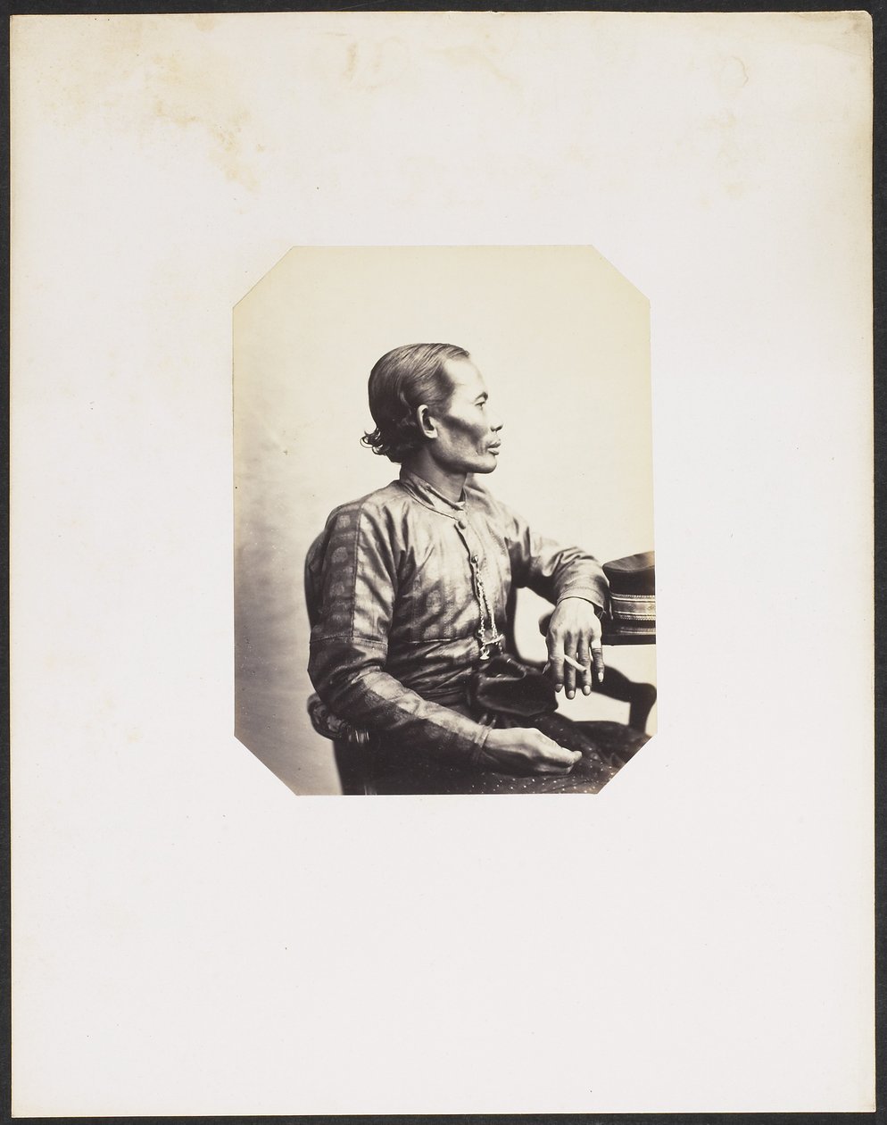Khounraxassombat, 38 anos de idade de Jacques Philippe and Rousseau Louis  Potteau
