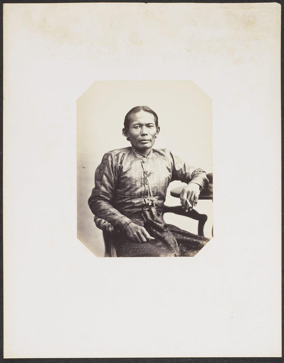 Khounraxassombat, 38 anos de idade de Jacques Philippe and Rousseau Louis  Potteau