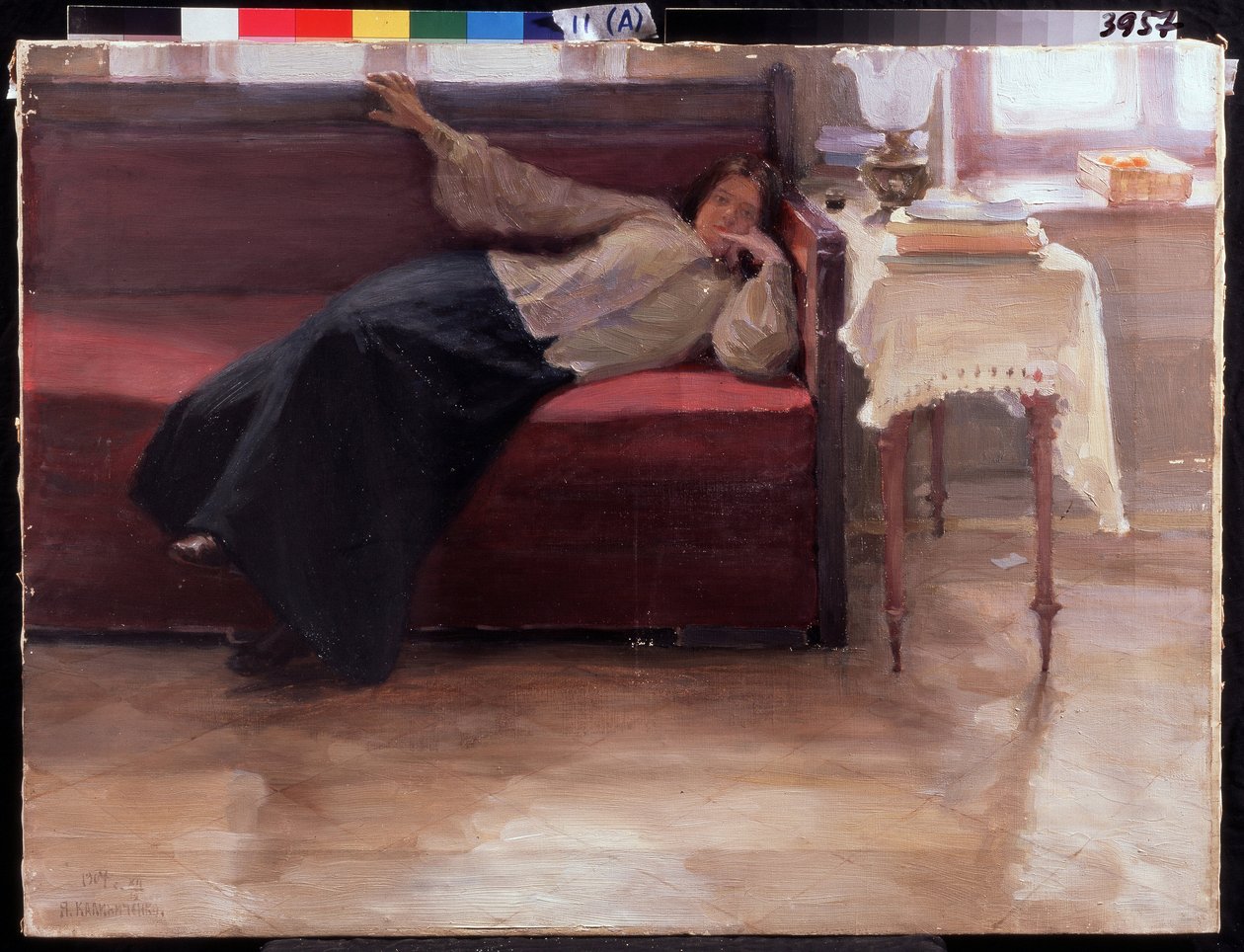 "Canções", uma rapariga pensativa deitada num sofá. Pintura de Jakov Kalinichenko (1869-1938) 1904 Estado Regional I. Museu de Arte de Pozhalostin, Ryasan de Jakoff Jakovlevitch Kalinitchenko