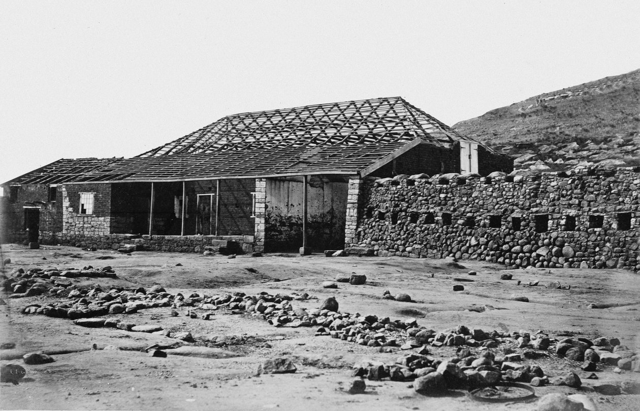 Vista frontal do Storehouse em Rorke&39;s Drift, Rio Buffalo, c.1879 de James Lloyd