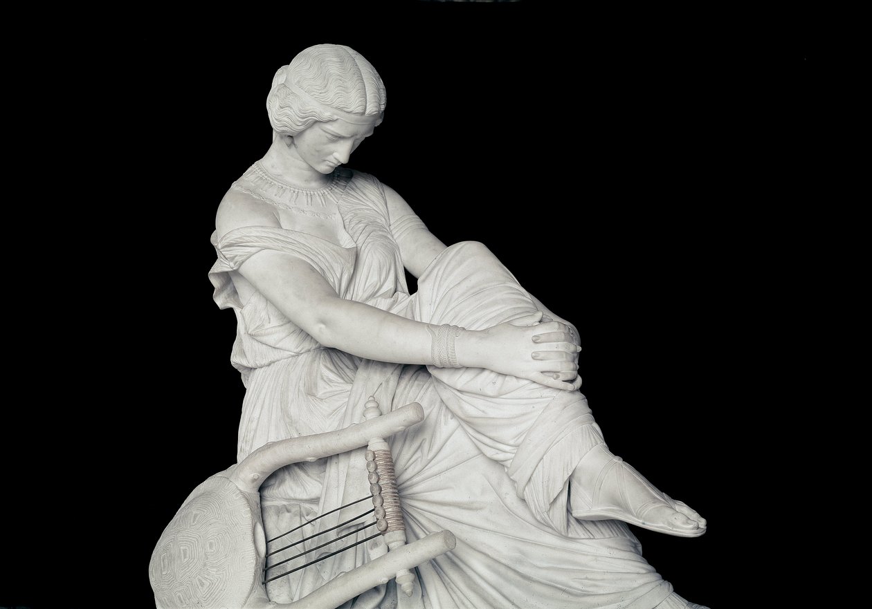 Sapho (ou Sappho, século VII a.C.), poeta grego da Antiguidade. Escultura em mármore de James Pradier (1790-1852) de James Pradier