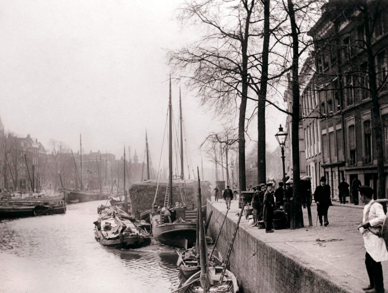 Barcos de canal, Roterdã, 1898. de James Batkin