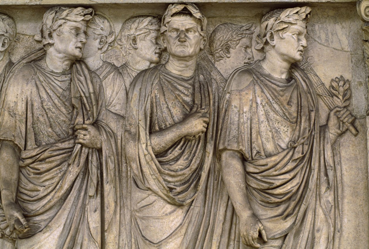 Ara Pacis Augustae, um altar independente com um grupo de viúvas, magistrados, sacerdotes... de James L Stanfield
