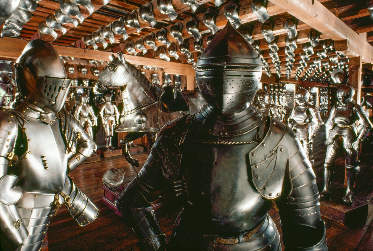 Armadura austríaca utilizada durante a defesa de Viena contra os turcos. Armadura da Estíria... de James L Stanfield