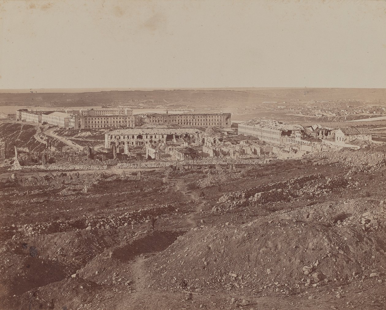 Edifícios em ruínas de James Robertson