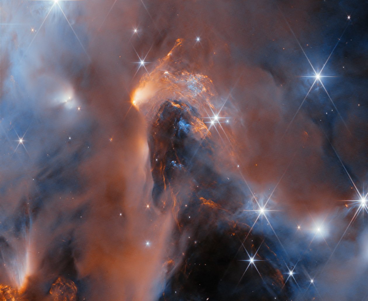 Espreitando para Perseu (NGC 1333) de James Webb Space Telescope (NASA)