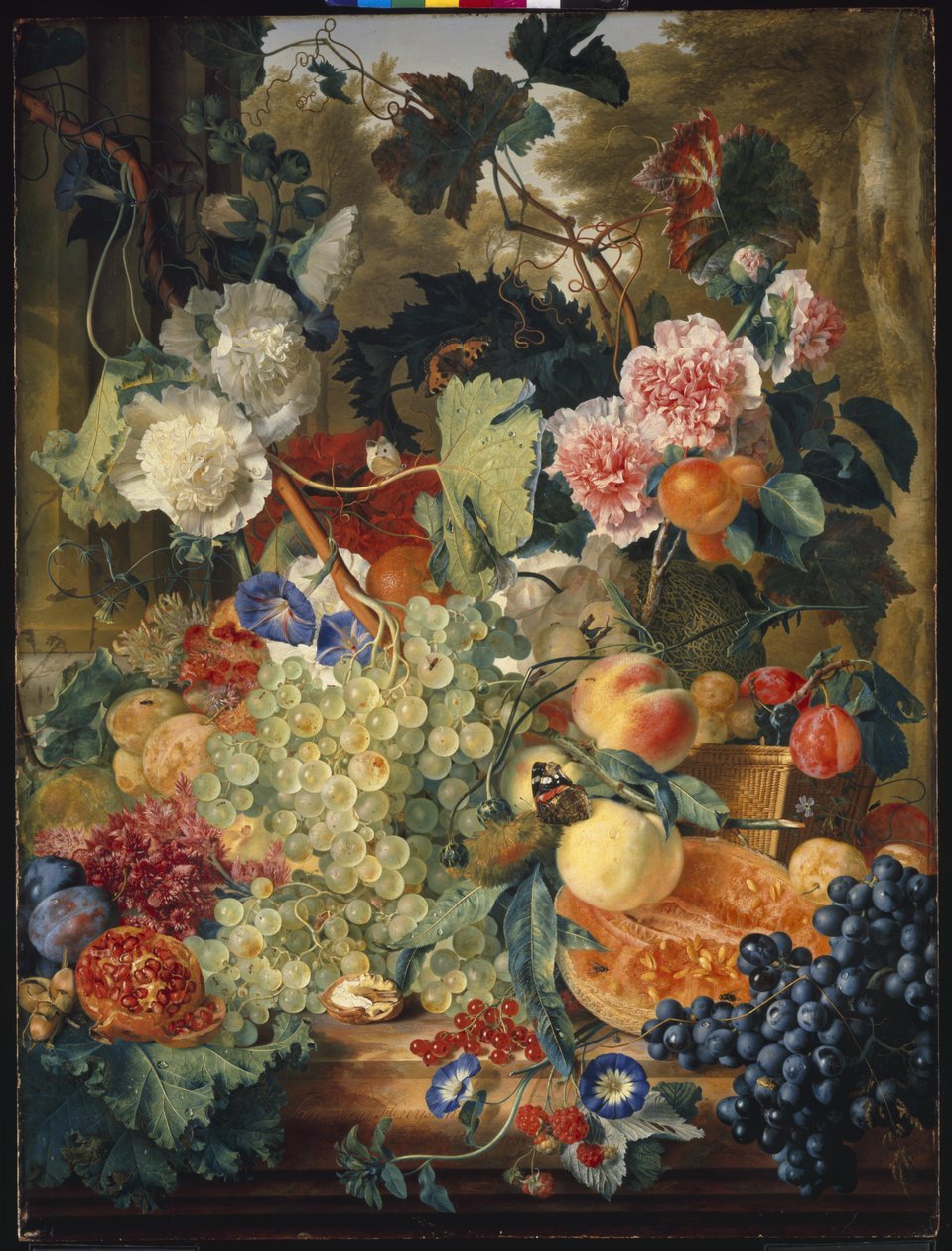 Ainda vida de flores e frutas em uma laje de mármore de Jan van Huysum