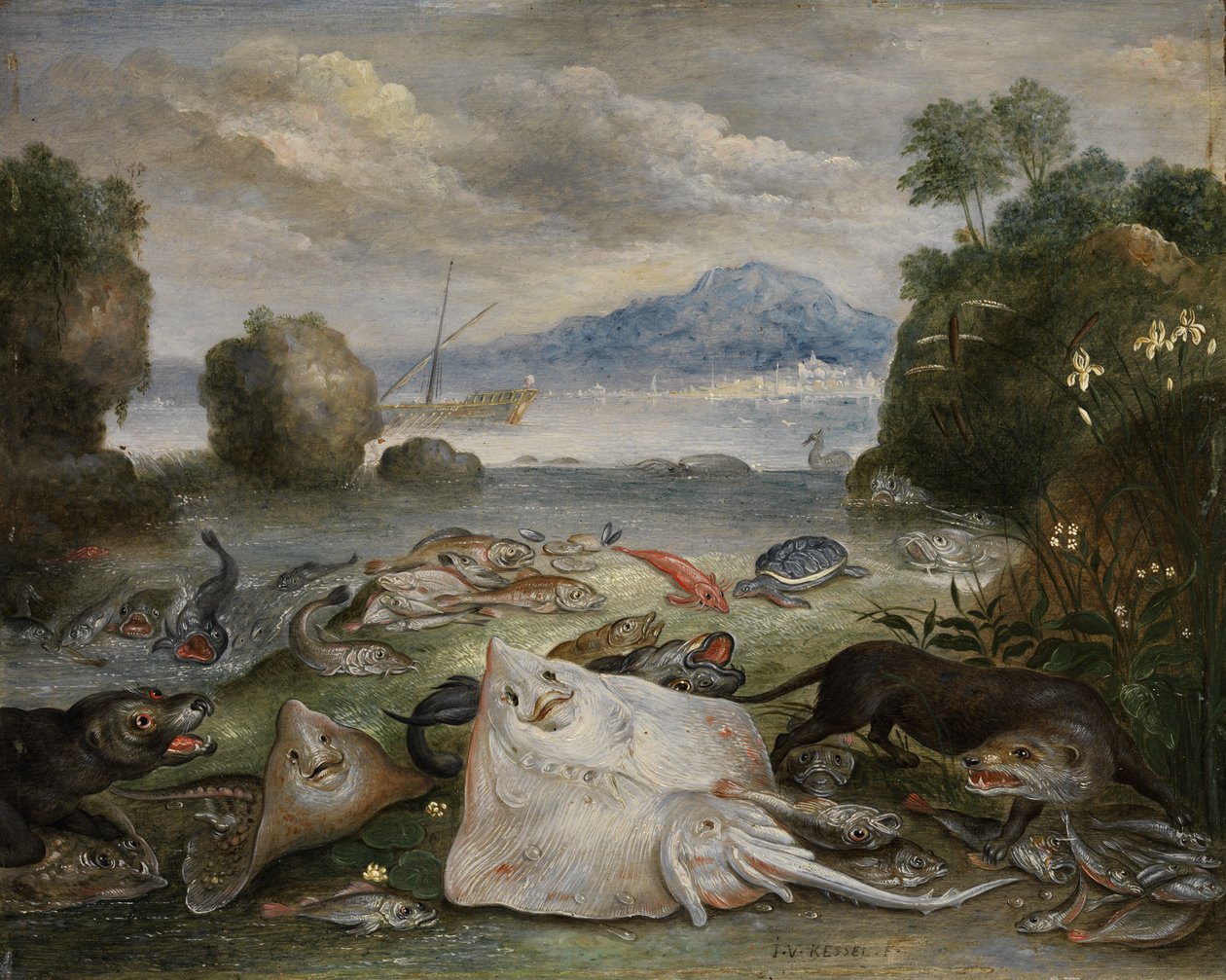 Animais marinhos, peixes e lontras na praia com vista para uma baía com veleiro e montanha à distância de Jan van Kessel the Elder