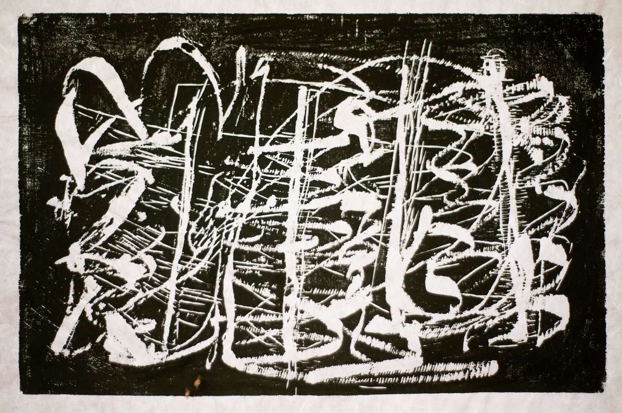 A música do tempo, 2014 (gravura de motosserra sobre papel de arroz) de Janet McKenzie