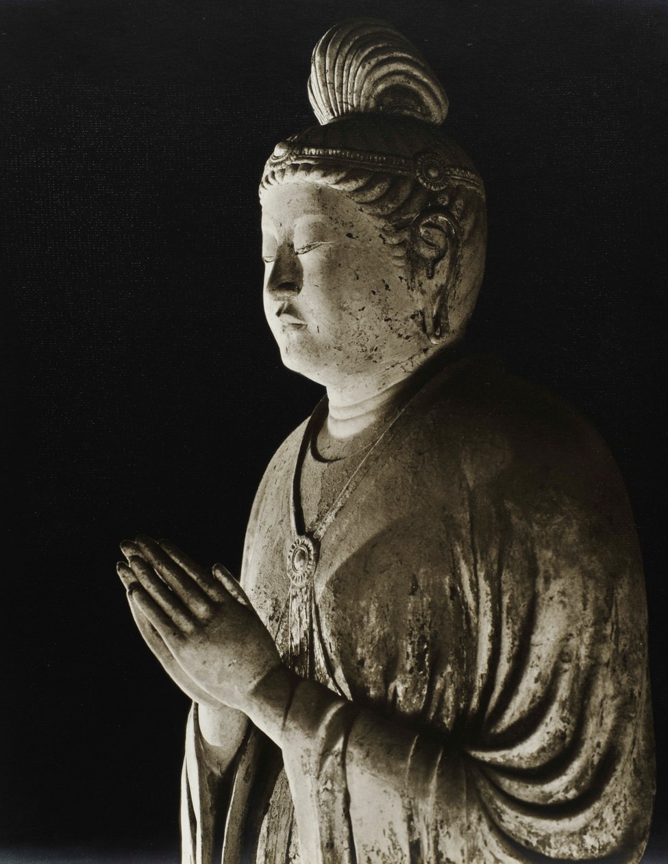 Estátua de argila pintada de Gakko Bosatsu do século VIII, período de Nara, 1950 de Japanese Photographer