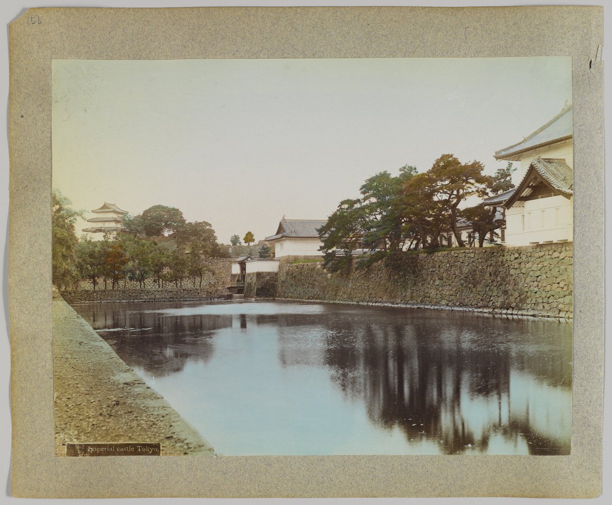 Imperial Castle, Tóquio, Japão (foto a p/b colorida à mão) de Japanese Photographer