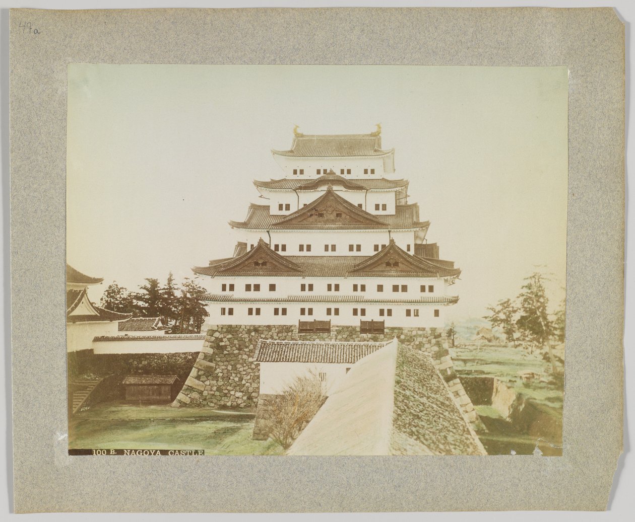 Castelo de Nagoya, Japão (foto a p/b colorida à mão) de Japanese Photographer