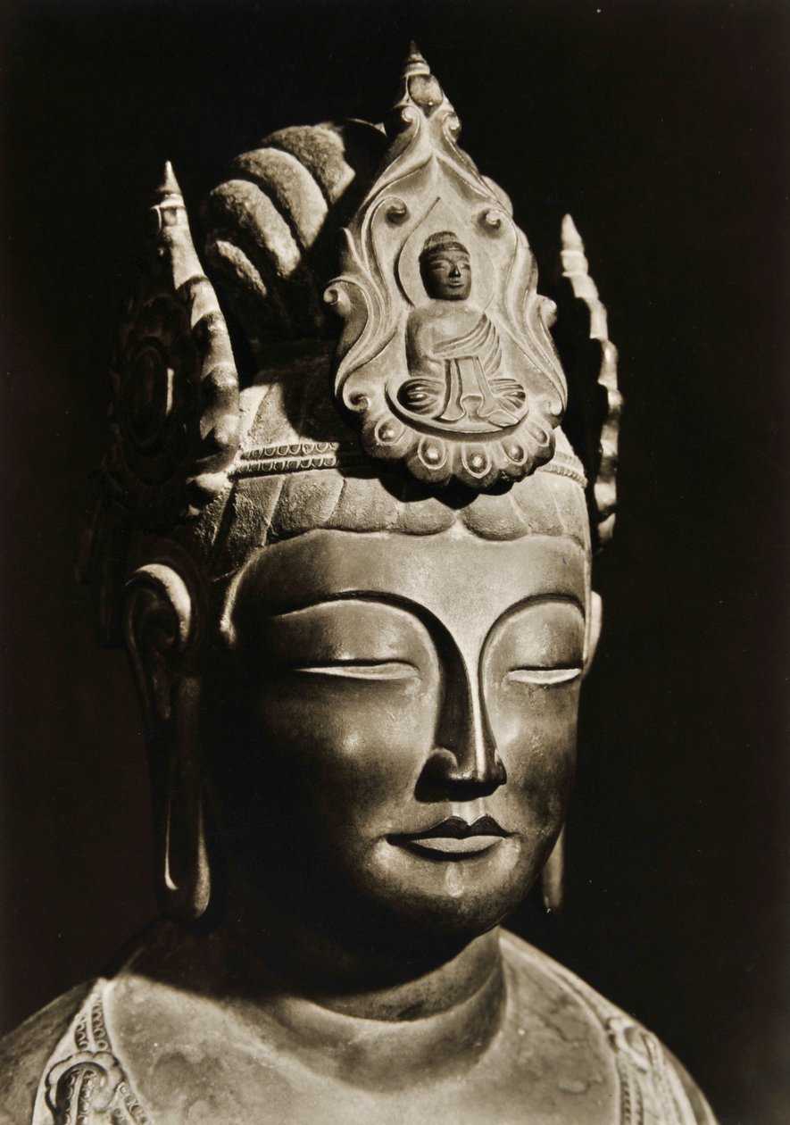 Yumechigai Kannon do início do período Nara, Horyuji, Nara, Japão, 1950 de Japanese Photographer