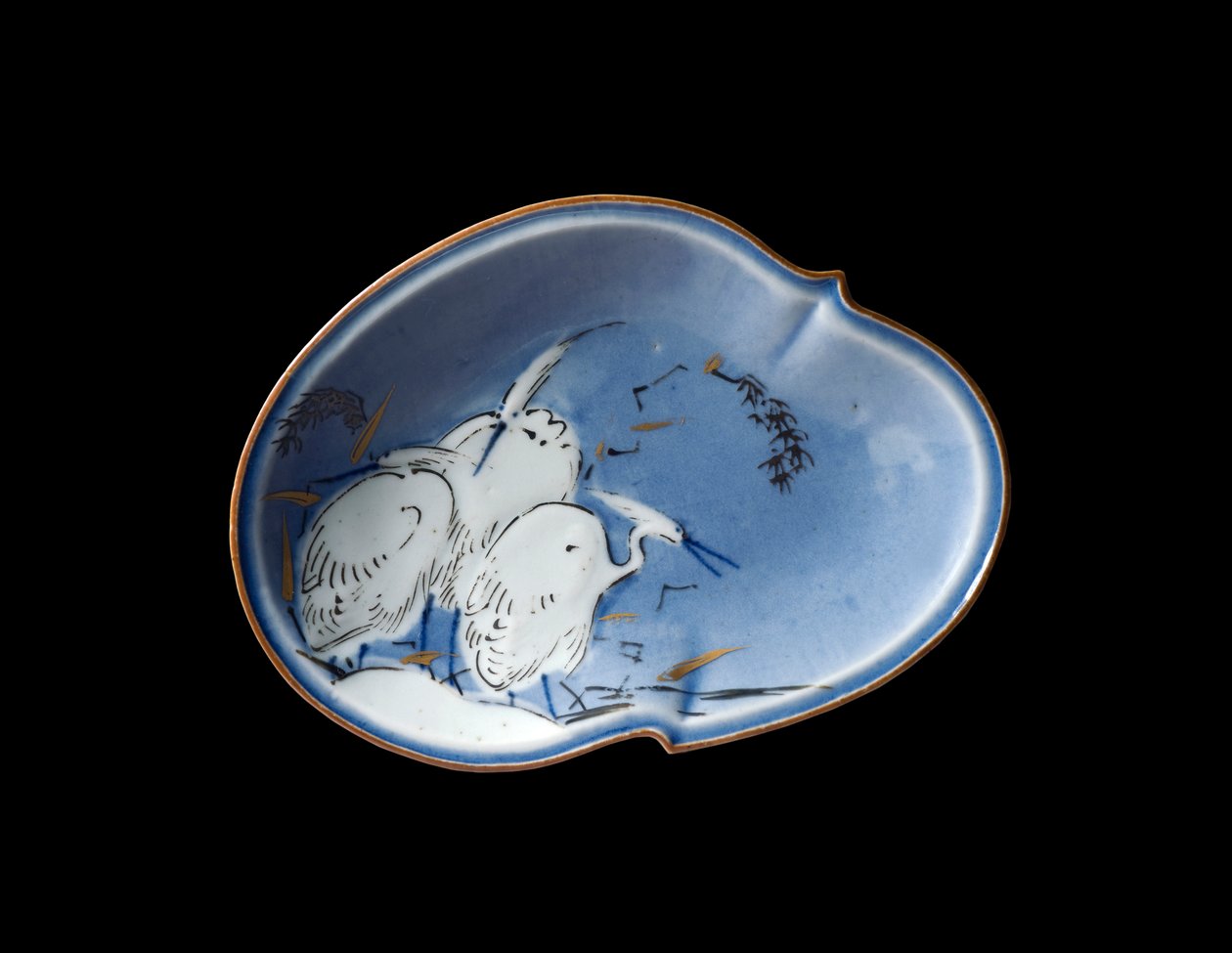 Prato Arita, c.1730-40 (porcelana com submersa azul e ouro e prata overglaze) de Japanese School