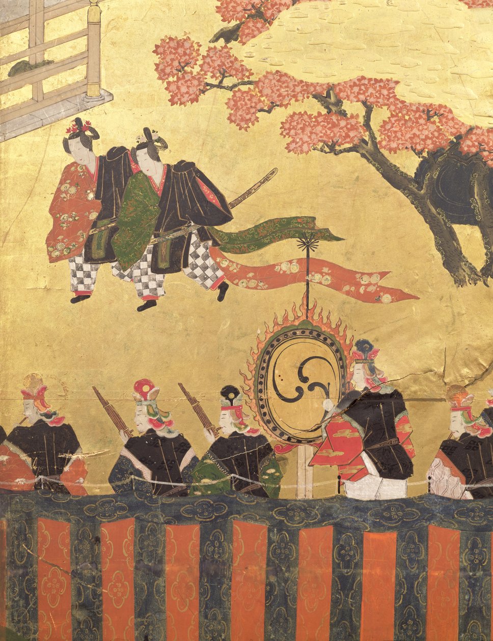 Detalhe de uma tela de quatro folhas representando dois cortesãos vestindo kazaritachi e soldados, Tosa School, Edo Period (cores, tinta, gofun e ouro sobre papel) de Japanese School