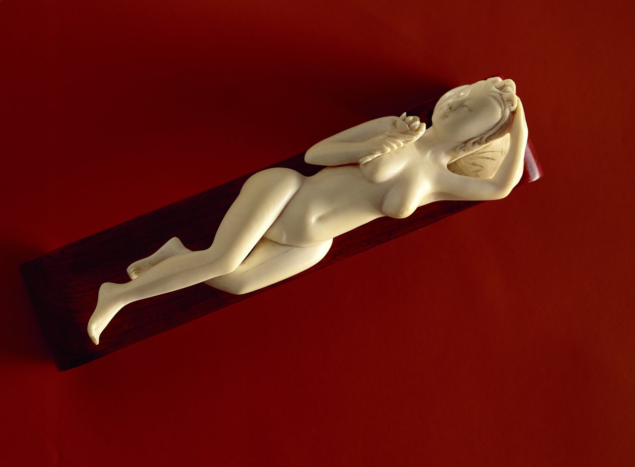 Figura feminina usada por mulheres para descrever seus males ao médico de Japanese School