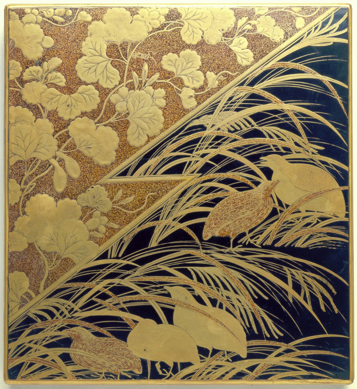 Caixa de pedra-tinta com desenho de erva-dos-pampas e codorniz, período Edo, c.1630 (madeira lacada com ouro, pedra-tinta e prata) de Japanese School