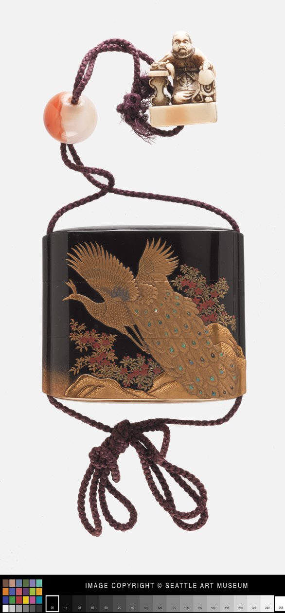 Inro decorado com pavão, ojime, e
netsuke de Japanese School