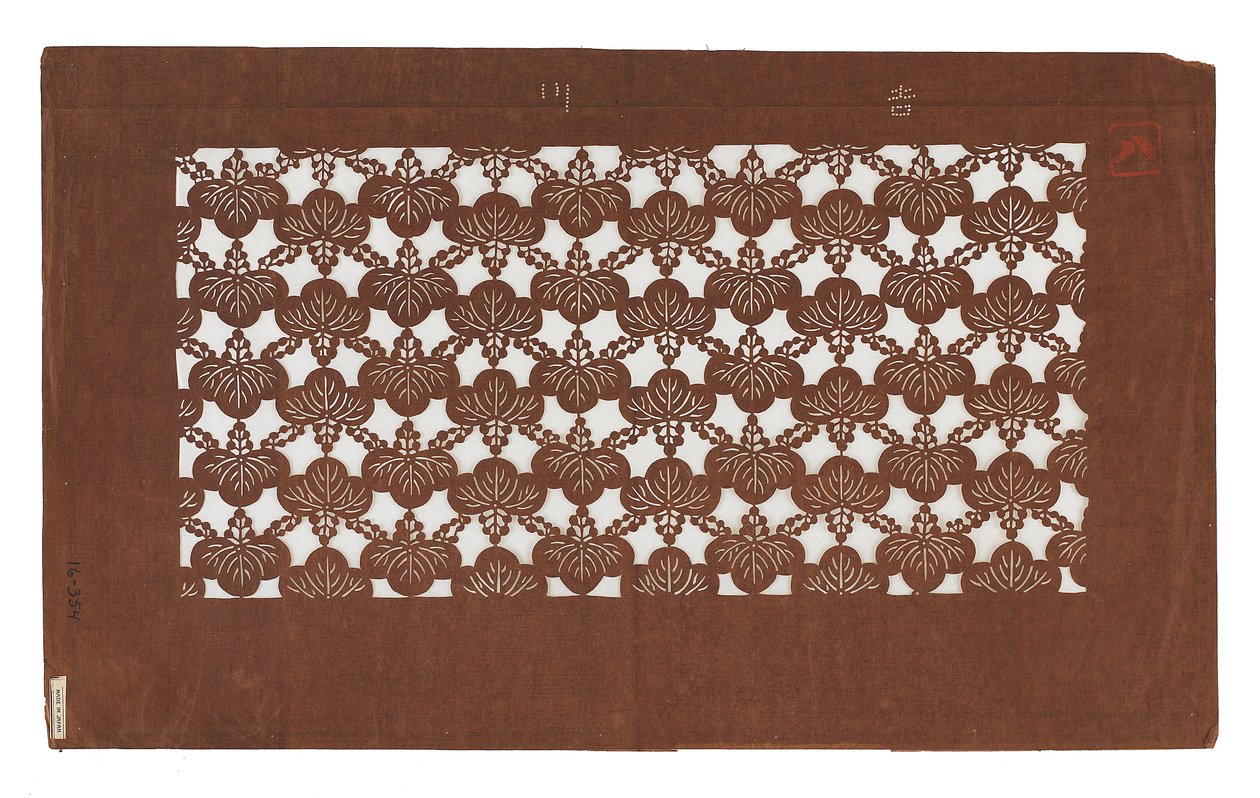 Estêncil de papel (katagami), final do século 19 (papel de casca de amoreira tratado com suco de caqui) de Japanese School