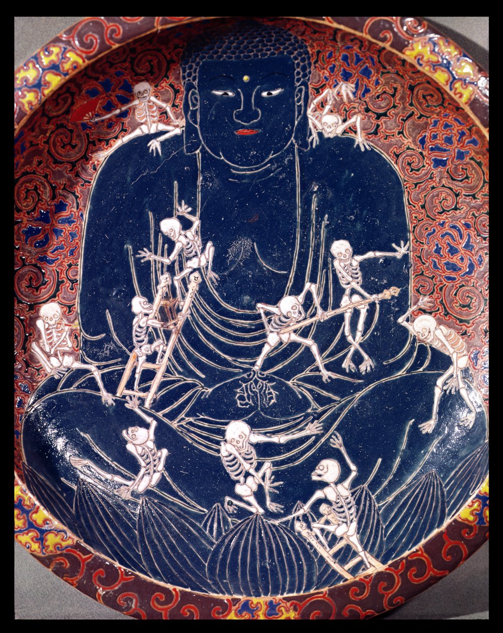 Placa representando Buda com dez esqueletos (cerâmica) (detalhe) (ver também 182441) de Japanese School