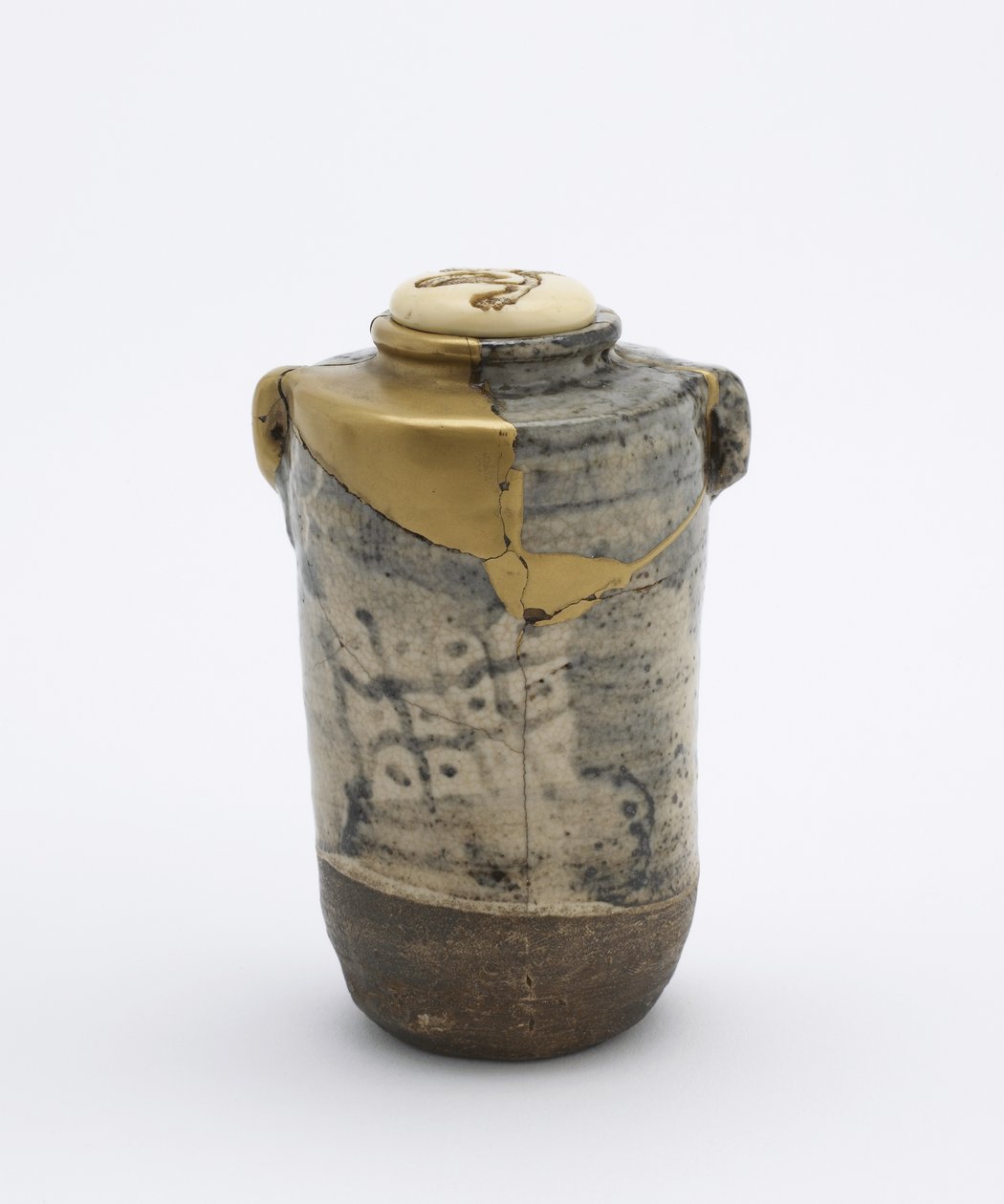 Caddy de chá com duas asas, no estilo Oribe, Kyoto, Kyoto-fu, período Edo, final do século XVII ou início do século XIX (cerâmica) de Japanese School