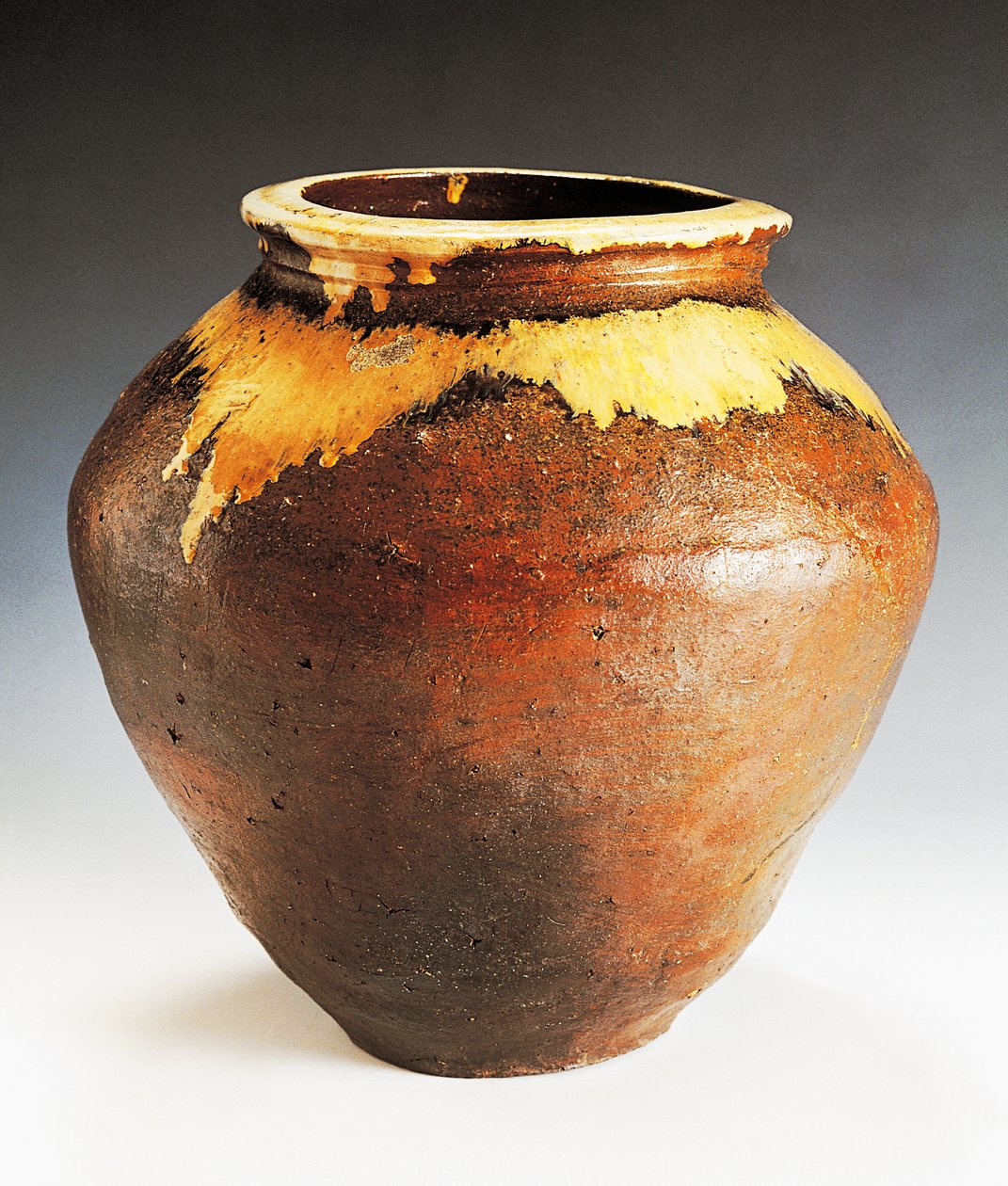 Vaso produzido pela fábrica Echizen de Japanese School