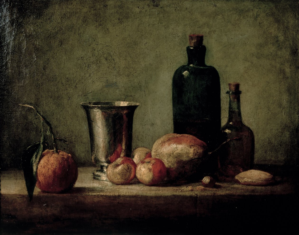 Ainda-vida com copo de prata, frutas e garrafas em uma tabela de Jean Baptiste Simeon Chardin
