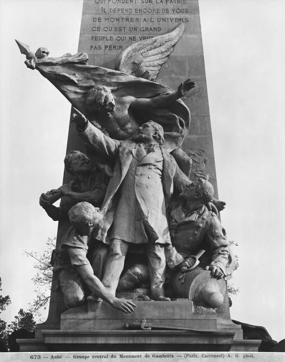 Monumento a Leon Gambetta, grupo central, cour Napoleon, Louvre, 1888 (detalhe) (ver também 346101, 346103, 346104, 346503) de Jean Paul Aube