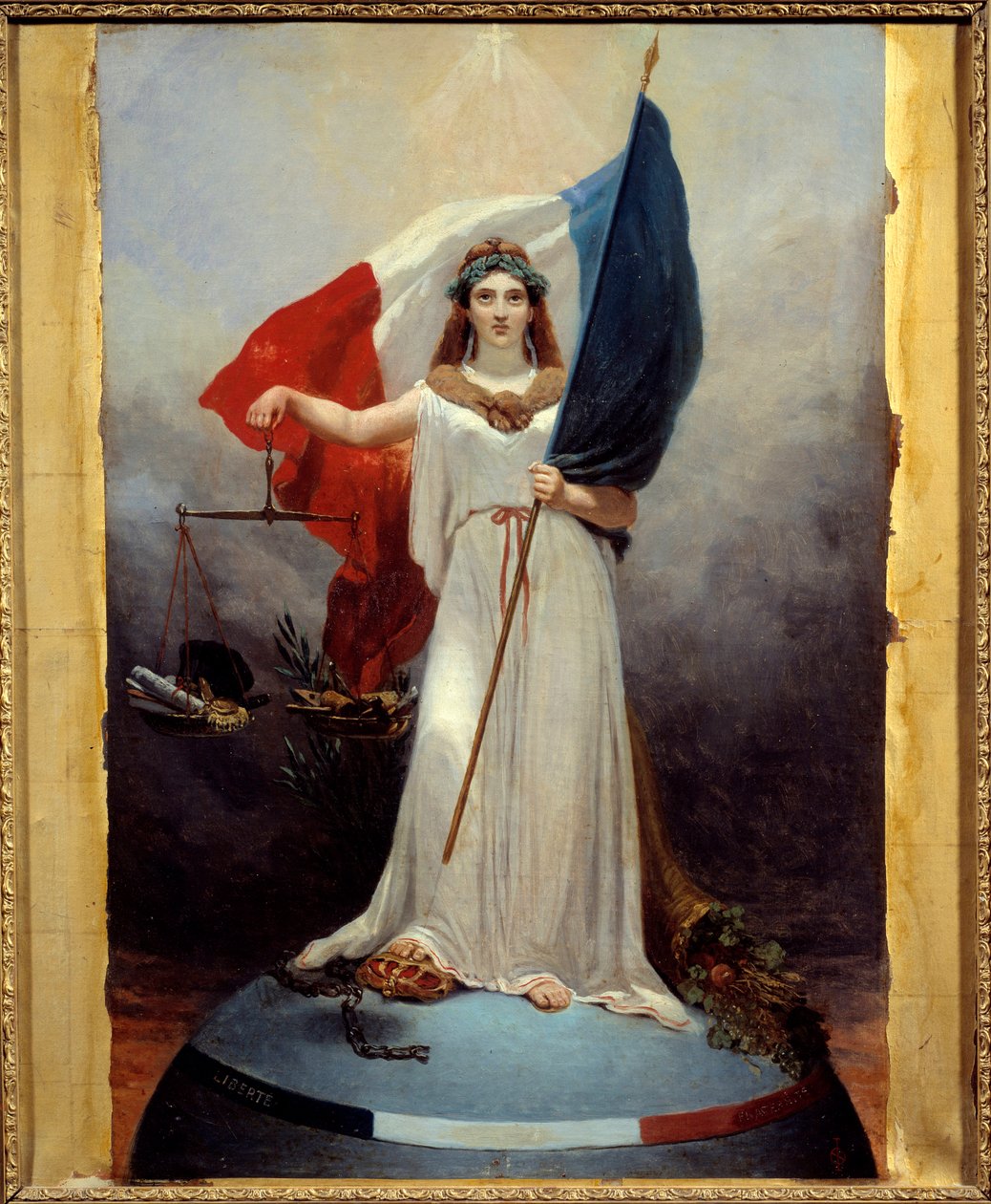 Figura simbólica da República. Alegoria representando a república como uma mulher com uma coroa de louros, símbolo da paz, mantendo um equilíbrio, símbolo de justiça e a bandeira tricolor. Sob o seu pé a coroa da monarquia esmagada e as correntes quebradas de Jean Alphonse Roehn