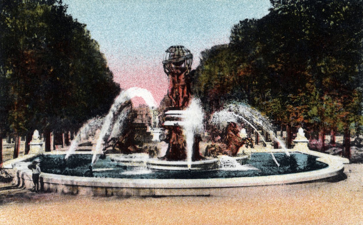 Paris: vista da fonte das quatro partes do mundo (quatro partes do mundo), ou da fonte do observatório ou da fonte de Carpeaux na Place Camille Jullian, Jardin du Luxembourg, construída entre 1867 e 1874 pelo arquitecto Gabriel Davioud (1824 de Jean Baptiste Carpeaux