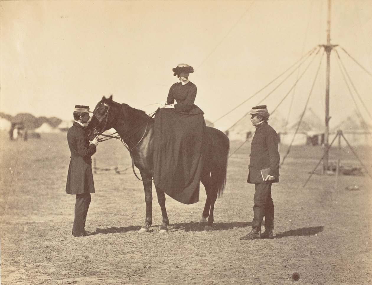 [Lady Canning on her Black Arab and Lord Clyde, Commander in Chief], 1858-61. de Jean Baptiste Oscar Mallitte