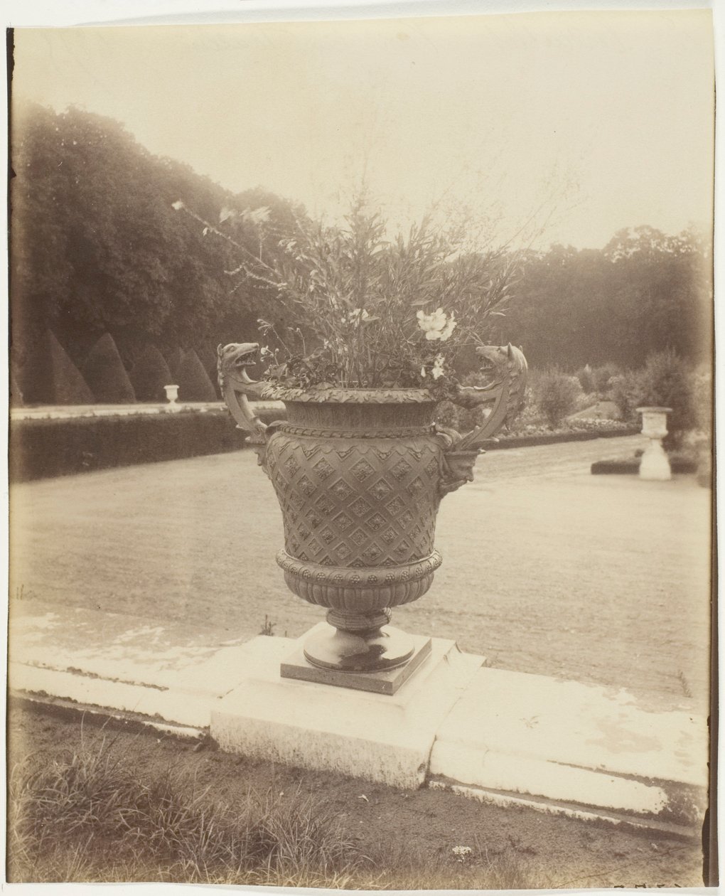 Versailles, Jarra de Ballin de Jean Eugène Auguste Atget