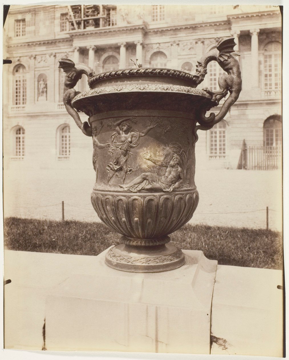 Versailles, Jarra de Ballin de Jean Eugène Auguste Atget