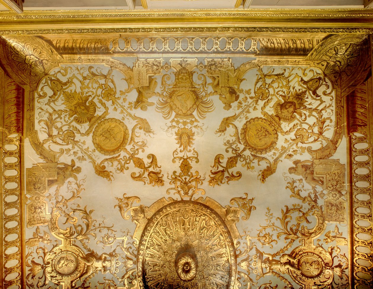 André Camot depois de Jean I Berain (1640-1711), Ceiling disse ao imperial do quarto da cama do hotel de Mailly de Jean I  Berain