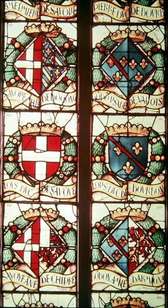 Brasões Heráldicos associados a Philibert de Savoy, marido do doador, Margaret da Áustria de Jean Orquois Jean Brachon Antoine Noisin