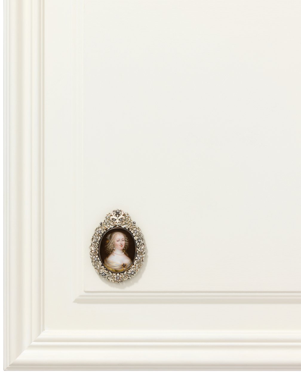 Rainha Maria Casimire da Polônia (esmalte sobre ouro) de Jean the Elder Petitot