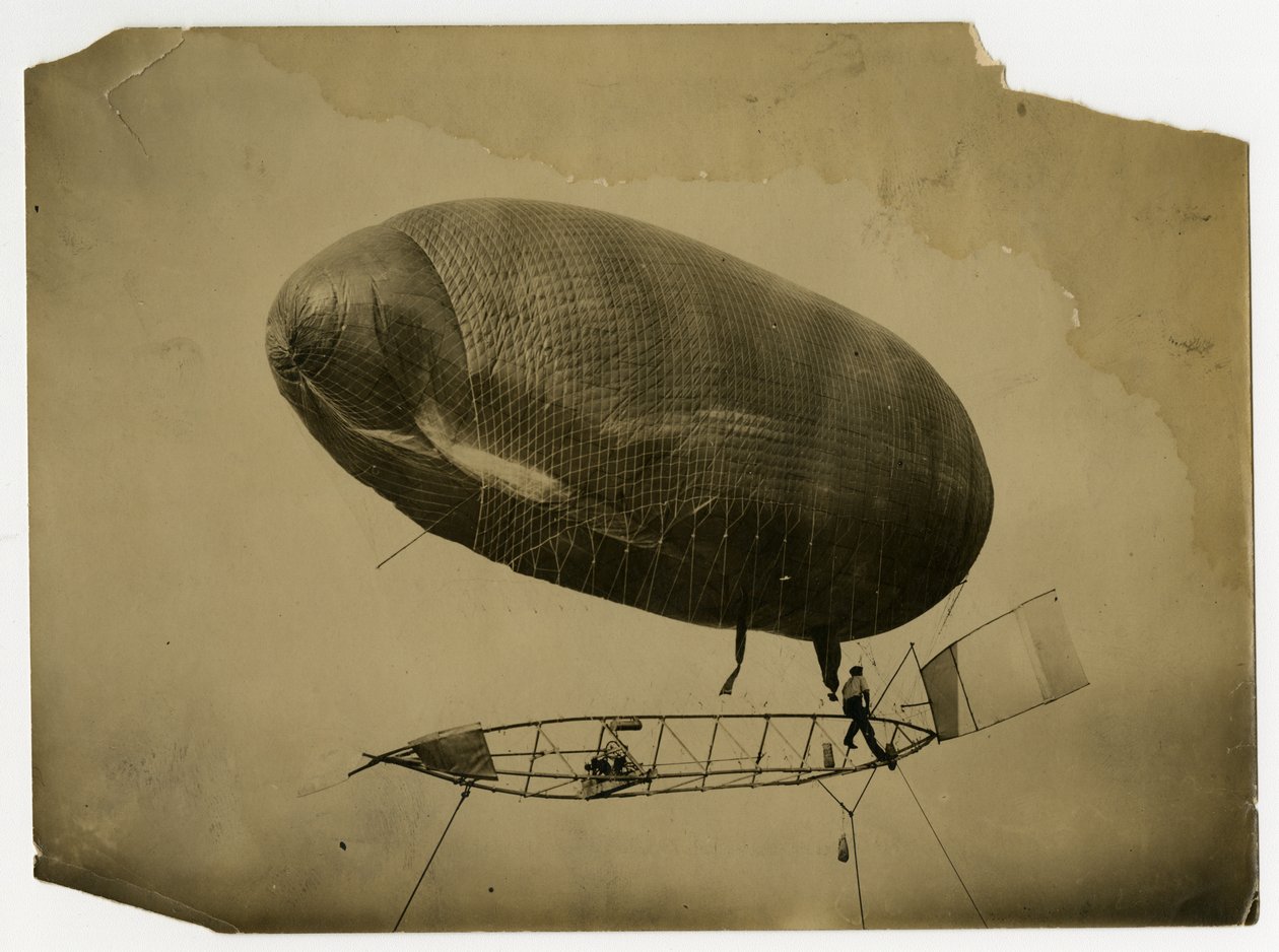 Nave Aérea "California Arrow" de Jessie Tarbox Beals