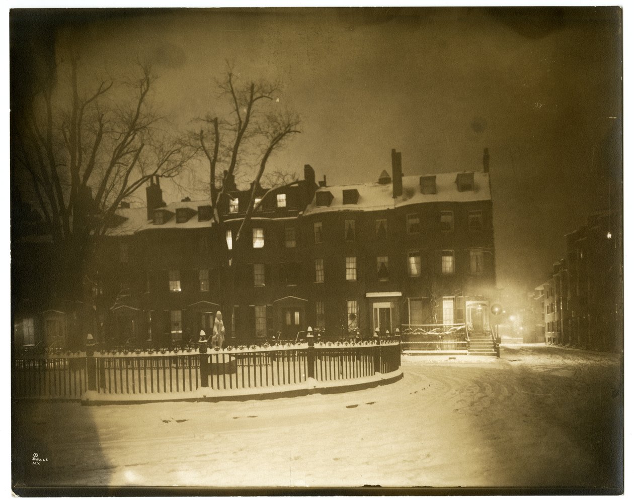 Boston street scene, Boston, EUA, c.1902-10 (foto em prata gelatina) de Jessie Tarbox Beals