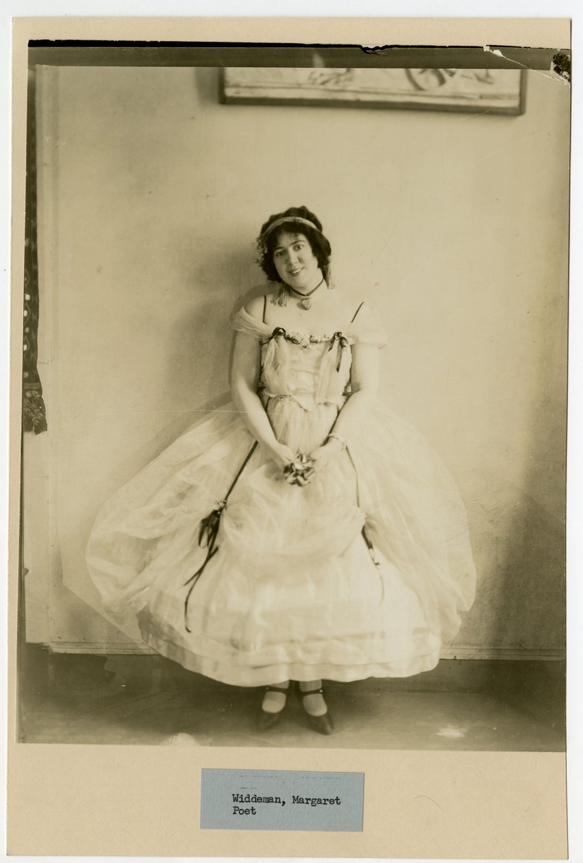 Margaret Widdemer, poetisa, c.1915-25 (foto gelatina prateada) de Jessie Tarbox Beals