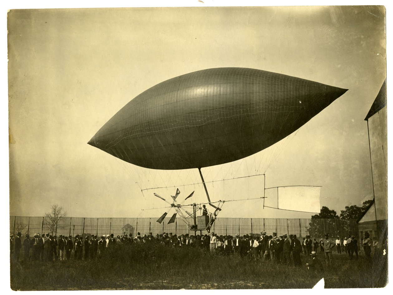 "Meteoro" Nave Aérea de Jessie Tarbox Beals
