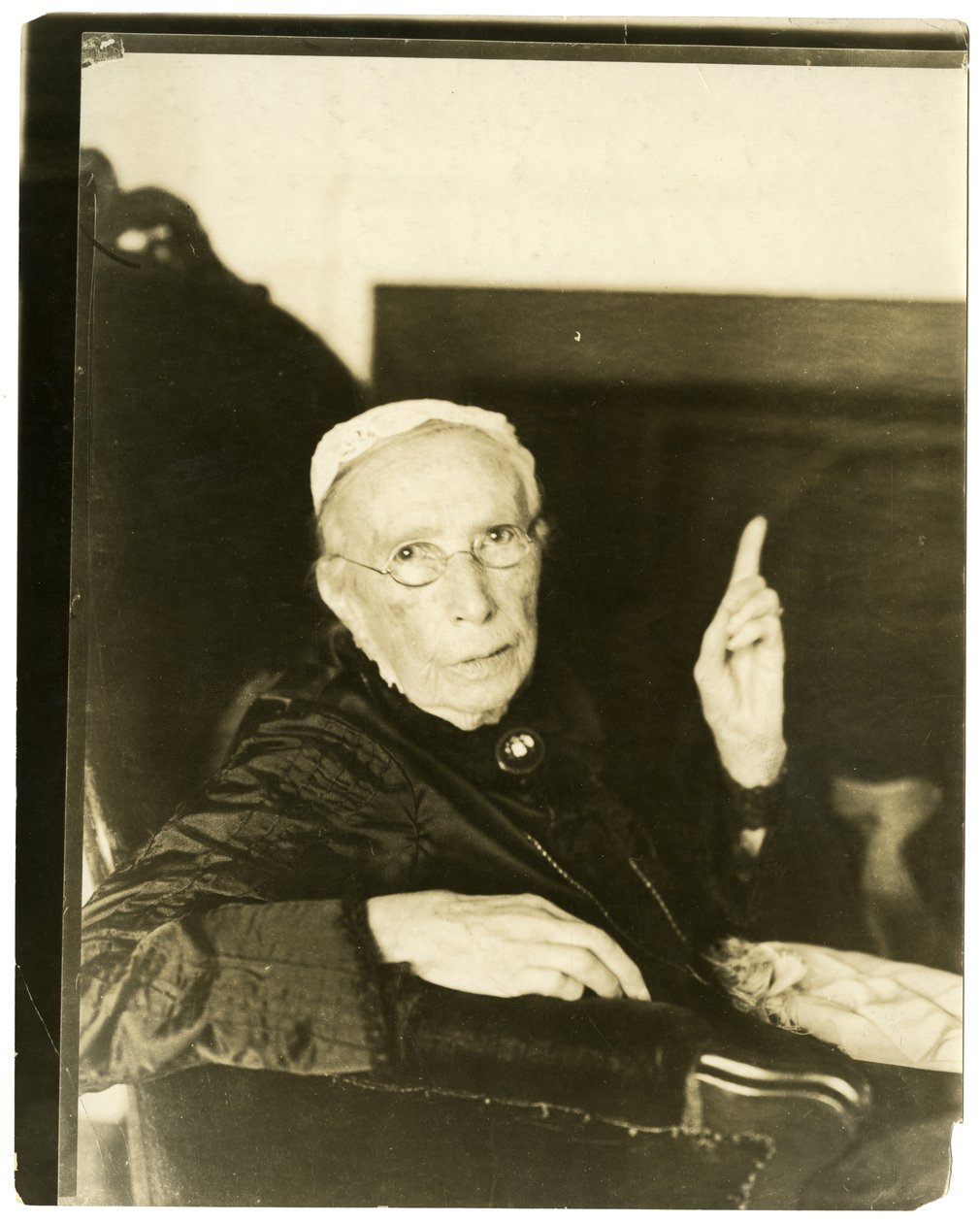 Mary Moore, Brookline, Missa 91 anos Balada de Recitação , c.1905-27 (foto em prata gelatina) de Jessie Tarbox Beals