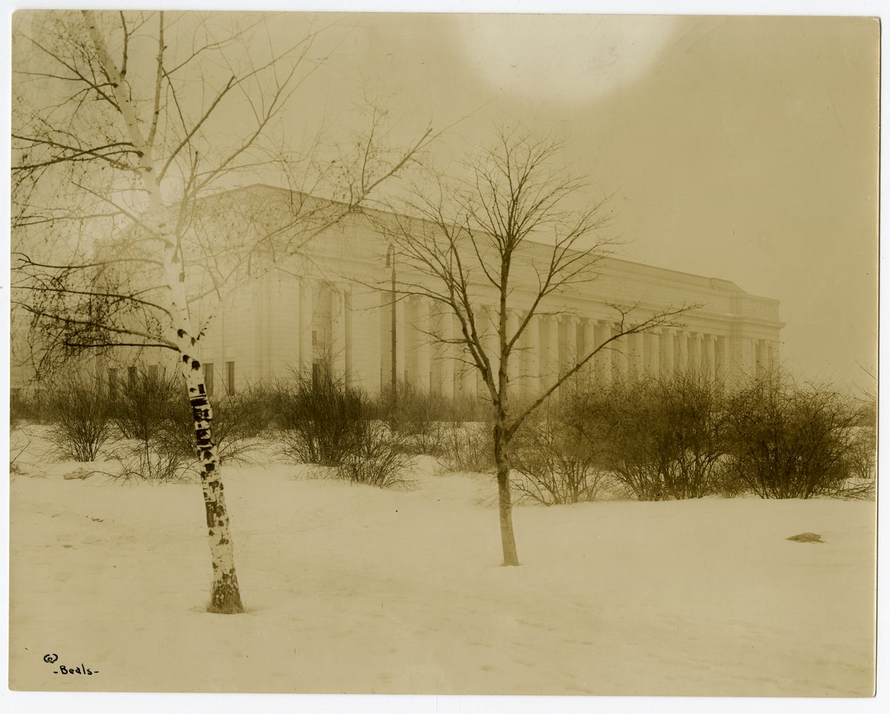 Museum of Fine Arts, Boston, Mass, USA, c.1902-10 (foto em prata gelatina) de Jessie Tarbox Beals