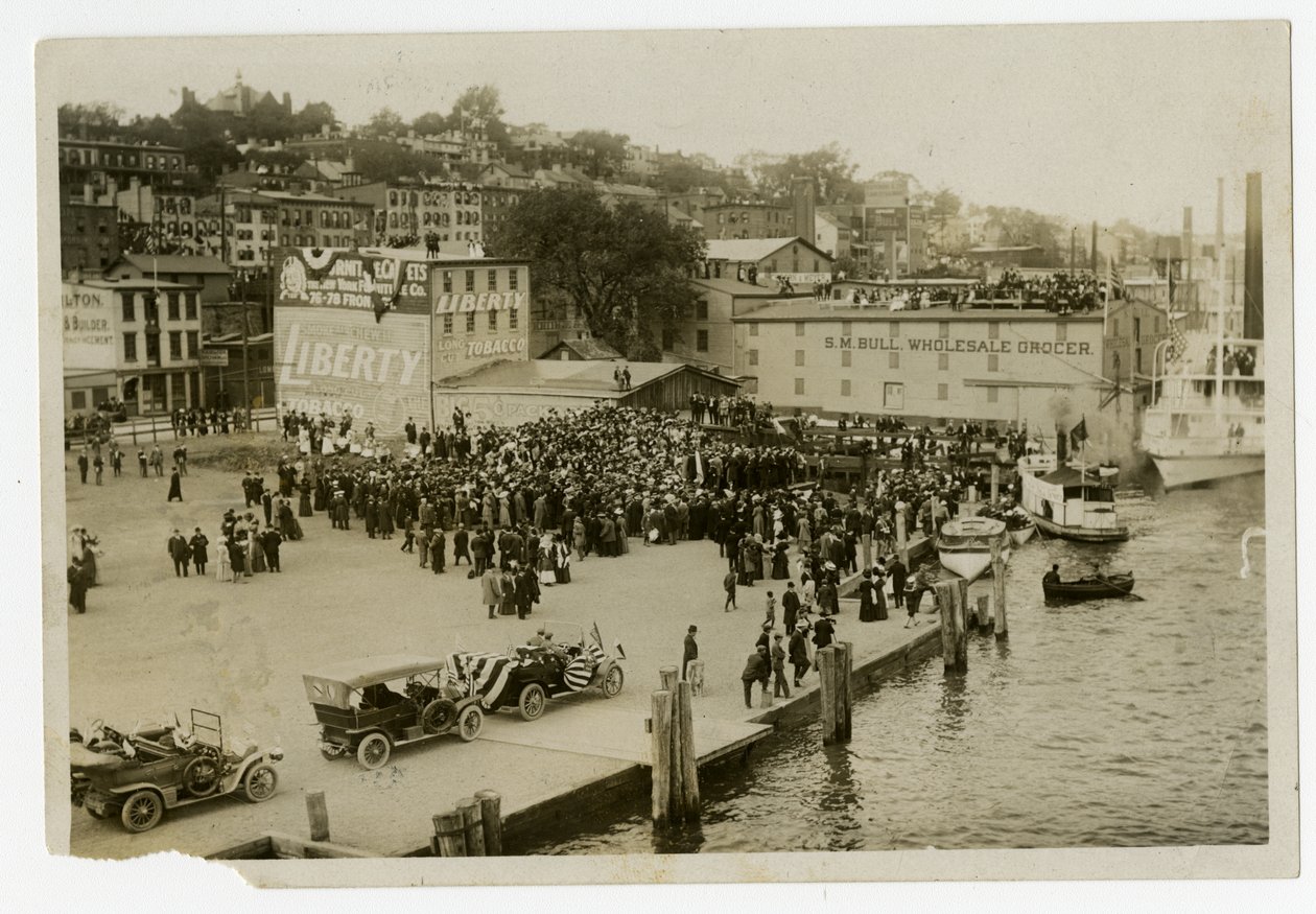 Newburgh: recepção na doca de Jessie Tarbox Beals
