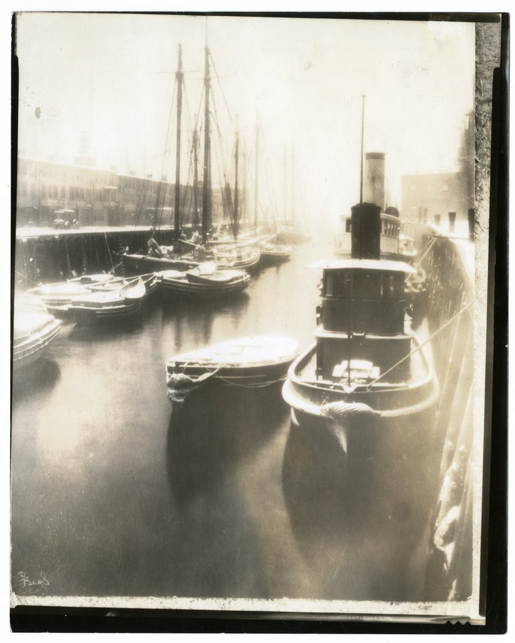 Old T Wharf, Boston, c.1902-10 (foto em prata gelatina) de Jessie Tarbox Beals