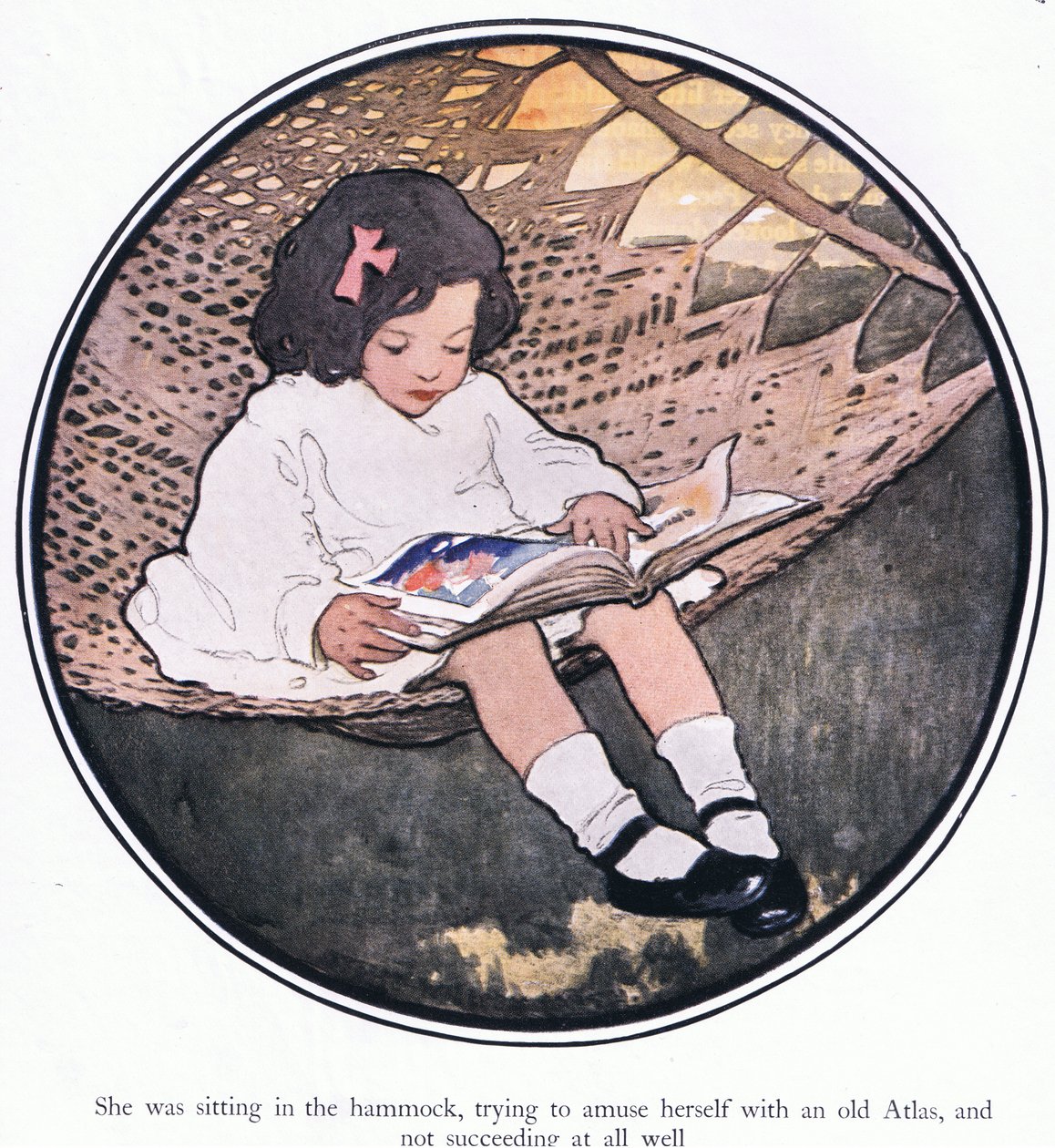 Ela estava sentada na rede, tentando se divertir com um velho atlas e não conseguindo nada bem (lito colorido) de Jessie Willcox Smith