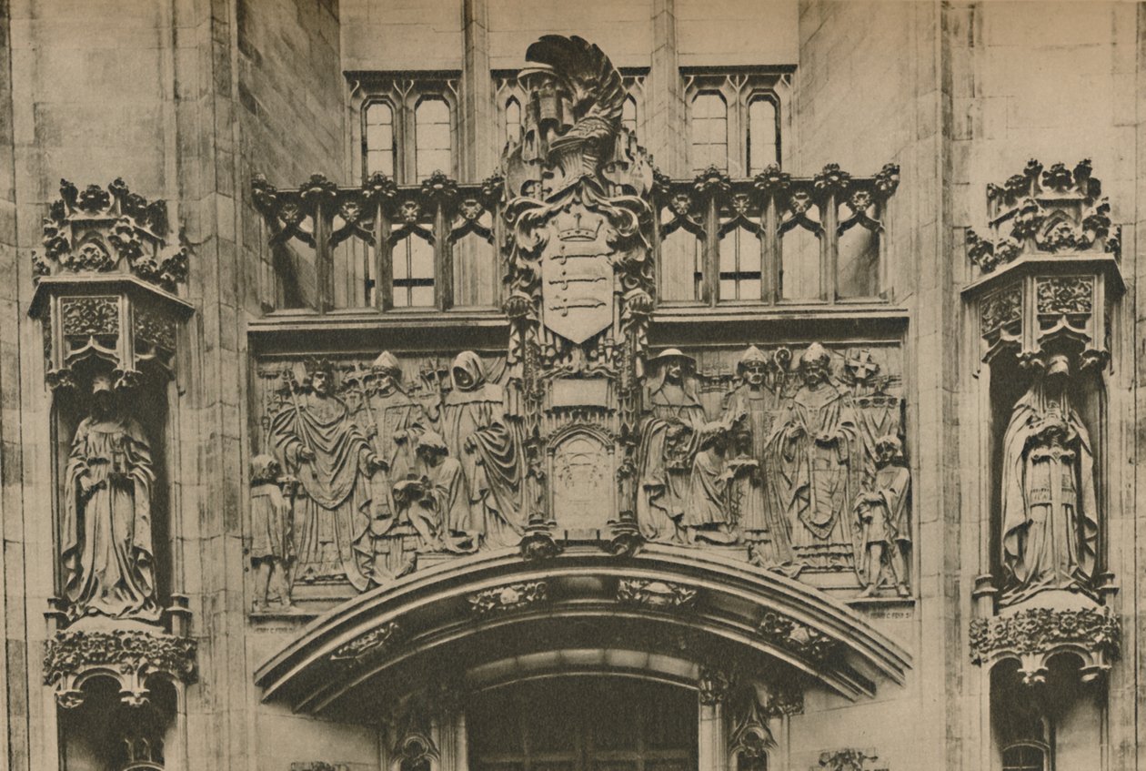 Escultura em pedra sob a brasão de Middlesex no Guildhall, Westminster, c1935. de Joel